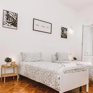 https://na-casetta-a-roma-guesthouse.it-romehotels.com