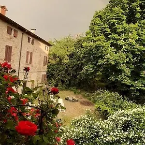 Bed & Breakfast Relaxing Retreat In Rural Italy B&;b, Maranello