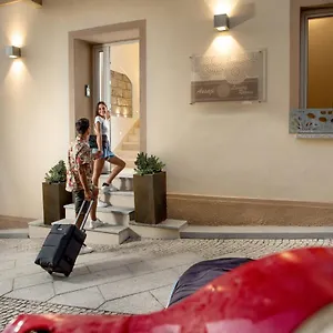 https://assaje-luxury-rooms.in-sardinia.net